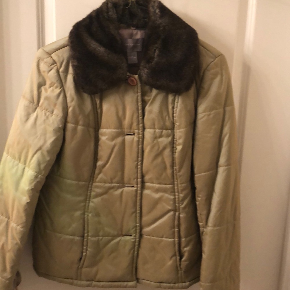 Size M brown puffy jacket